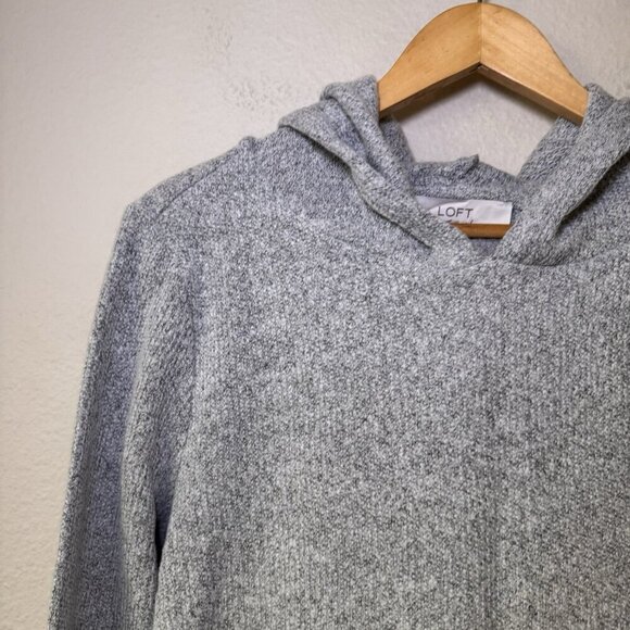 LOFT Womens Pullover Hooded Sweater Size Medium Gray Soft Hoodie Knitted Acrylic - Picture 2 of 7